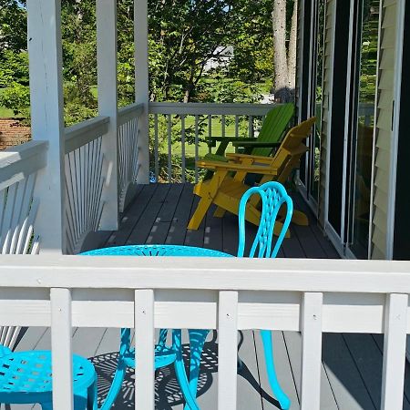 Tree-Top Lake-Front Cottage Madison Extérieur photo